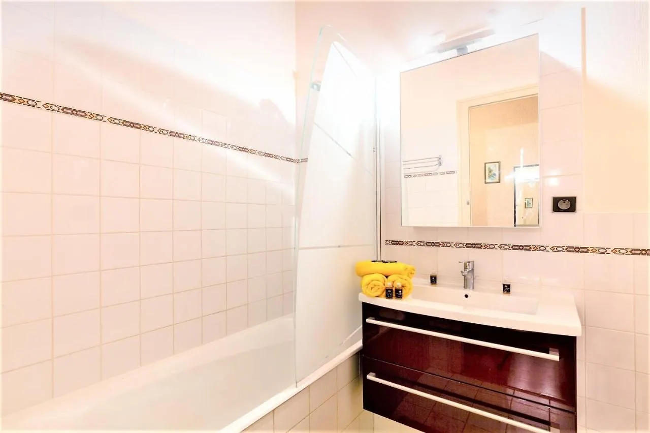 Apartment Le Royal Lodge A 500M Du Lac Rue Du Paquier Annecy