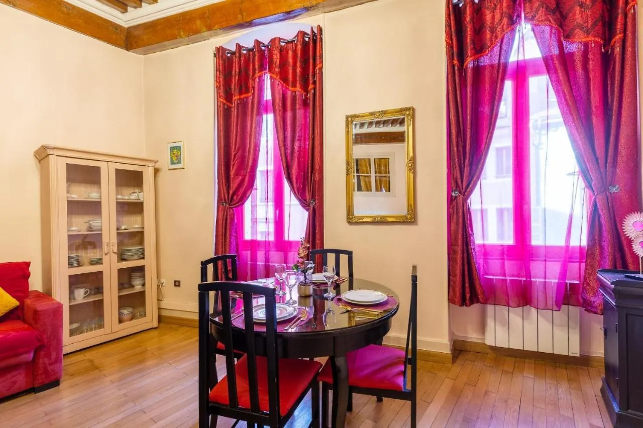 Le Royal Lodge A 500M Du Lac Rue Du Paquier Annecy Apartment