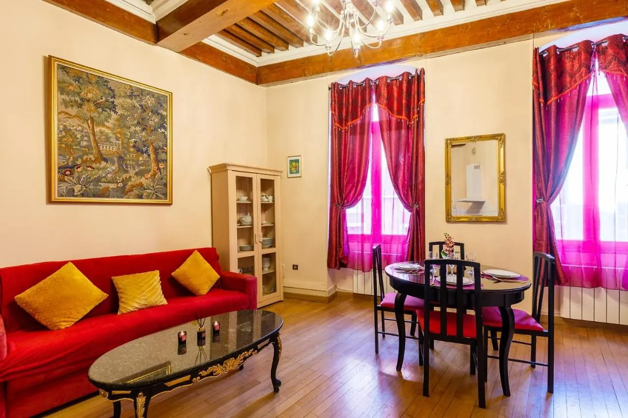 Apartment Le Royal Lodge A 500M Du Lac Rue Du Paquier Annecy